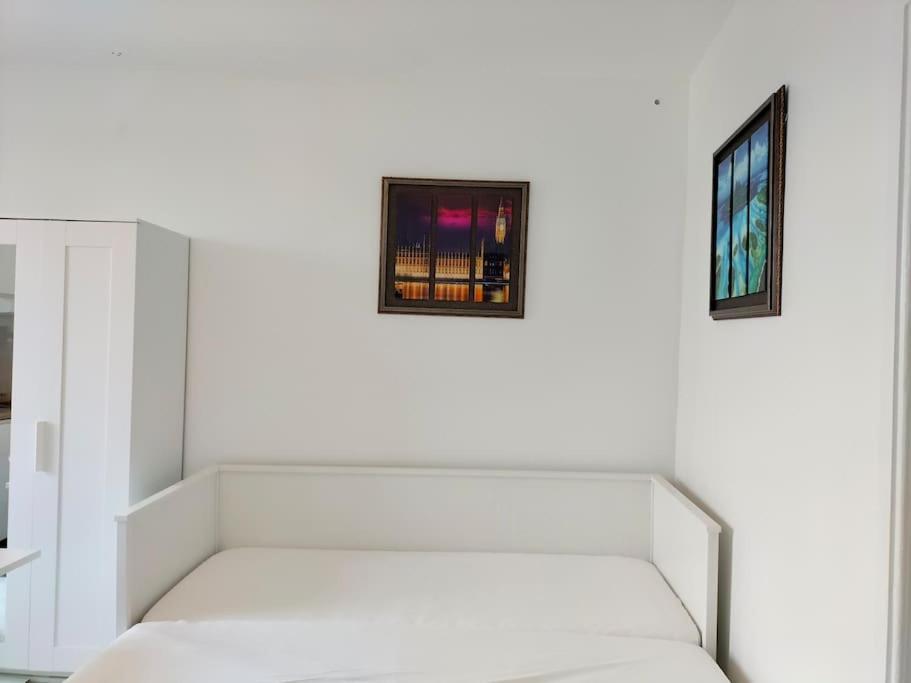 Paris Tourist Apartment, France スタン エクステリア 写真