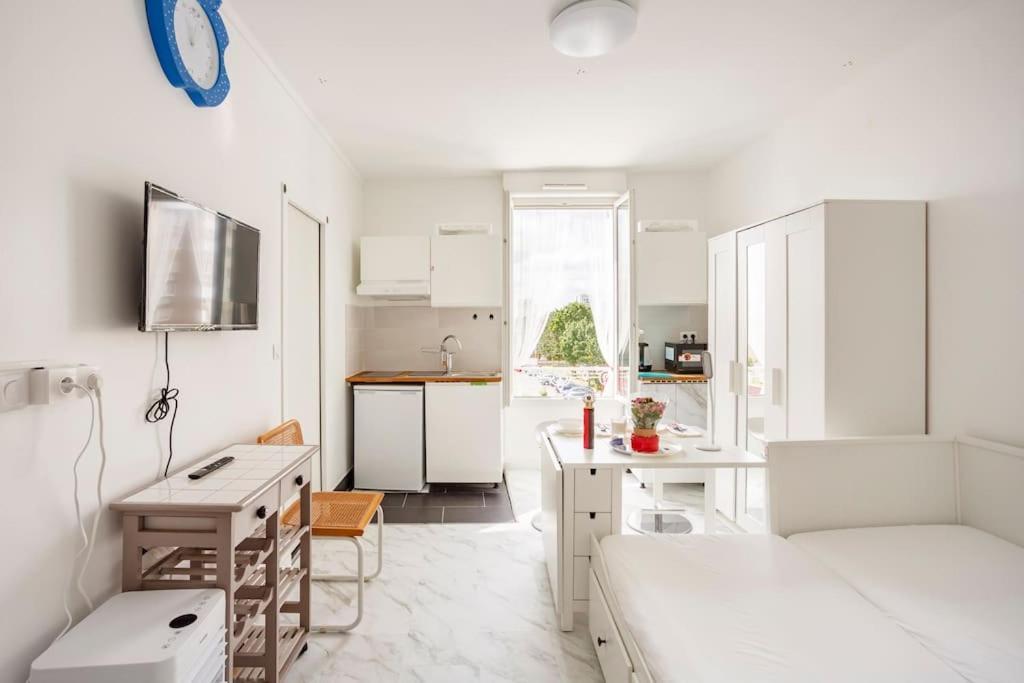 Paris Tourist Apartment, France スタン エクステリア 写真